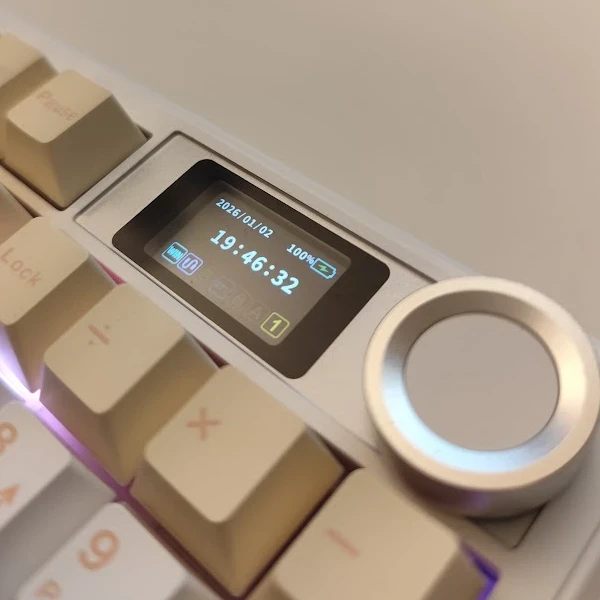 LCD 디스프렝이와 회전 노브